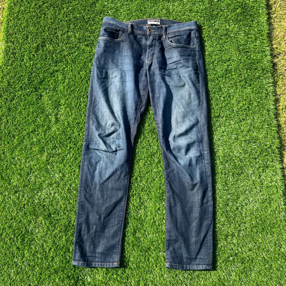 Travis Matthew Jeans